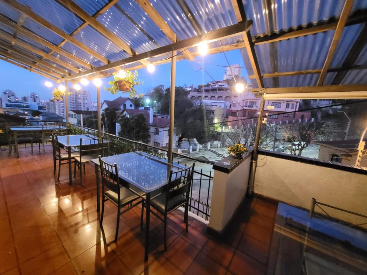 וינה דל מר Hostal Casa Lhotse מראה חיצוני תמונה